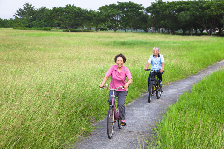 Couple on a bike ride